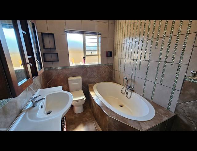 3 BEDROOM HOUSE FOR SALE IN NYALA PARK
